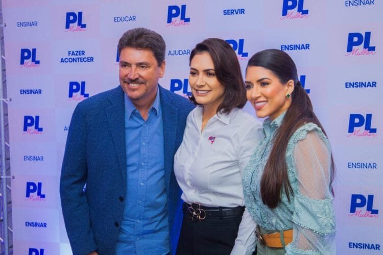 Michelle Bolsonaro participa de evento em Goiânia para fortalecer a participação feminina na política