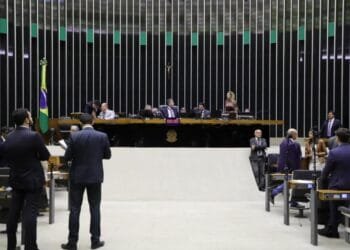 Reforma tributária: regulamentação em votação nesta 4º; para Indústria, texto é “adequado”, mas requer ajustes