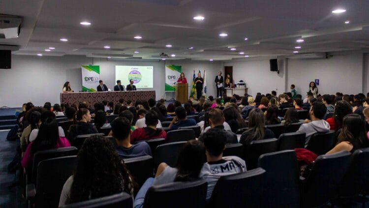 Defensoria Pública de Goiás lança curso para formar Defensoras Populares em Anápolis