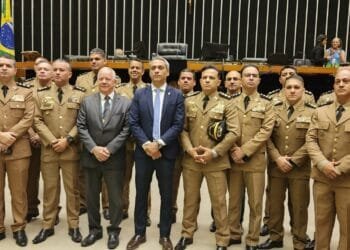 Imagens: Divulgação/Sessão solene em homenagem à PMGO de 2023