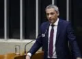 Gustavo Gayer pede convocação de Camilo Santana por falhas bilionárias no MEC