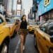 Anapolina Luana Barreto comemora 15 anos com homenagem na Times Square