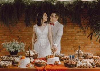 De Noiva sem recursos a artista inspiradora: A jornada de Iara Helena