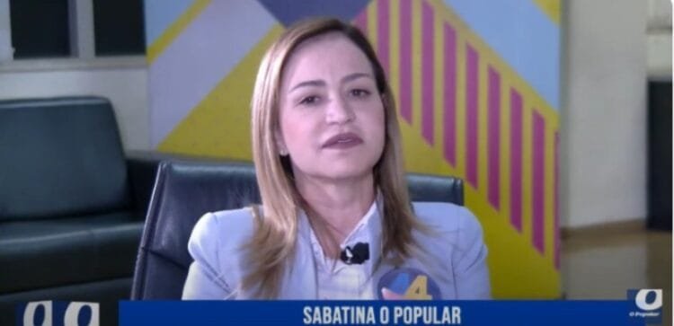 Eerizania Freitas defende Roberto Naves e ataca gestão do PT em Anápolis