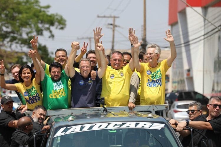 Jair Bolsonaro estará em Anápolis neste domingo (27) para acompanhar votação de Márcio Corrêa