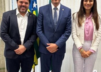 Senador Wilder Morais garante R$ 6,5 milhões em recursos para Anápolis durante visita de Márcio Corrêa a Brasília