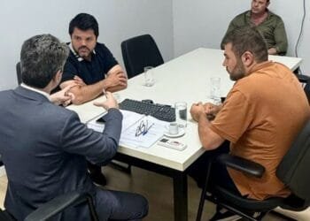 Prefeito eleito Márcio Corrêa e deputado Amilton Filho buscam apoio emergencial para saúde em Anápolis