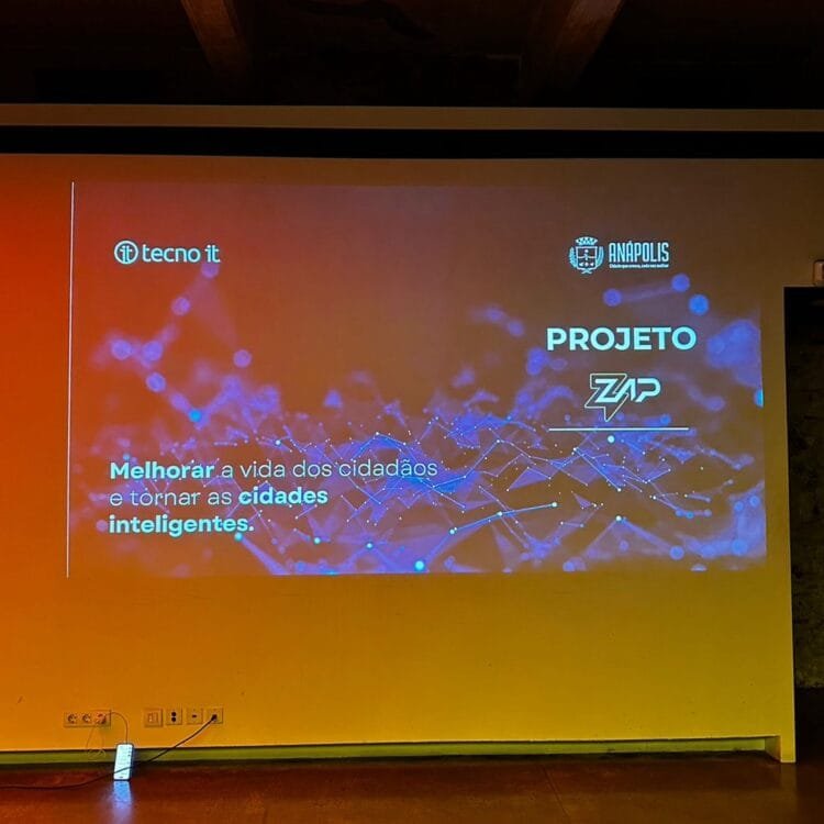 Prefeitura de Anápolis apresenta Zap 24h como inovação em atendimento público em Barcelona