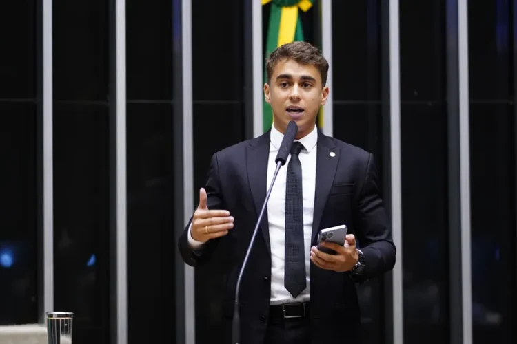 Nikolas Ferreira denuncia aumento da violência e critica cortes na segurança pública no governo Lula