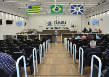 Andreia Rezende Encabeça Composição da Mesa Diretora com MDB, PL e Podemos