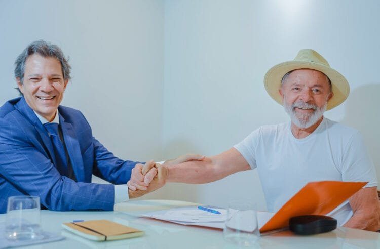 Coppolla critica política econômica de Lula: “Descontrole fiscal afunda o real e mercado perde confiança”