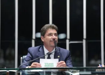 Câmara aprova projeto do senador Wilder Morais que destina armas de fogo apreendidas às forças de segurança