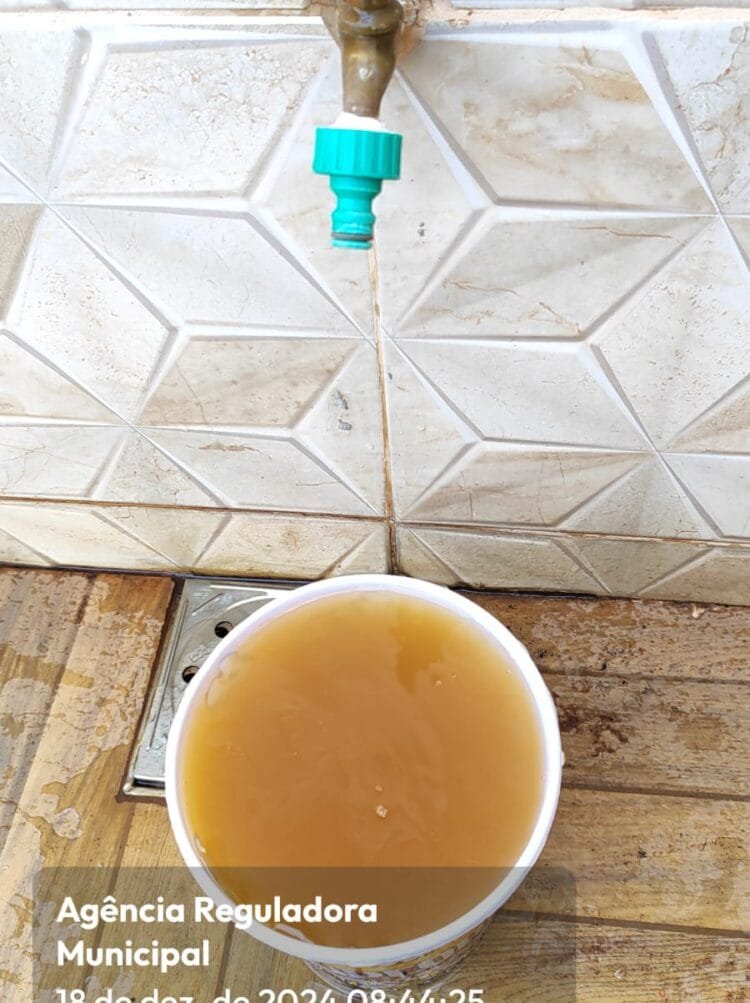 Água suja em Anápolis gera dezenas de reclamações e ARM cobra explicações da SANEAGO