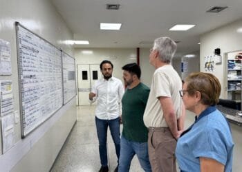 Prefeito Márcio Corrêa realiza visitas a unidades de saúde no fim de semana