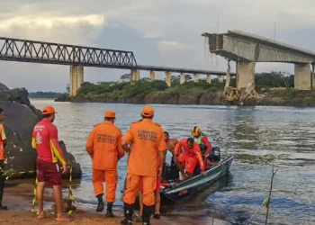 Queda da ponte Juscelino Kubitschek de Oliveira: água do Rio Tocantins tem pouco risco de contaminação