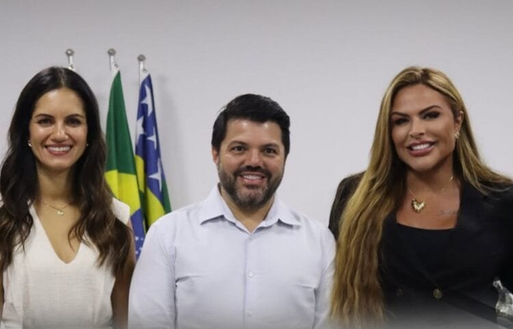 Silvye Alves e Márcio Corrêa anunciam R$ 5 milhões para Anápolis: ‘Mil cirurgias eletivas começam em janeiro!’