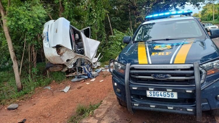 Tragédia em Goiás: Mulher morre e duas crianças ficam feridas em grave acidente