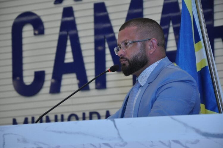 ‘Temos o dever de buscar soluções para a segurança nas escolas’, diz Cabo Fred Caixeta