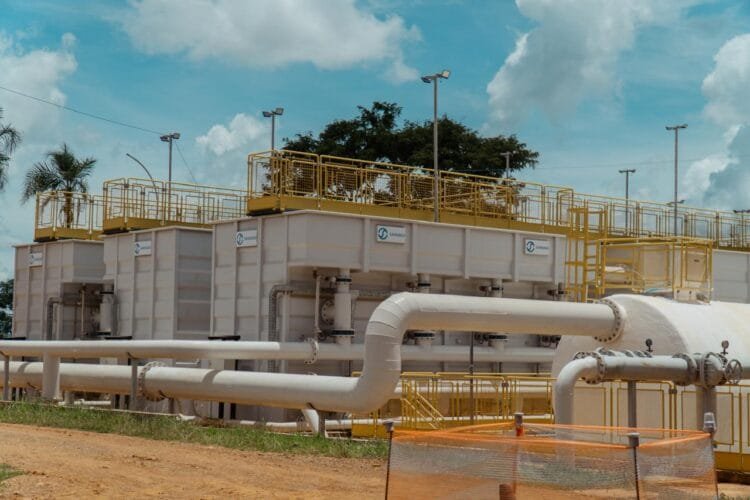 Saneago foge do debate e adia reunião com vereadores sobre crise da água turva em Anápolis