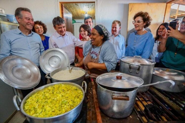 Escândalo no Programa Cozinha Solidária: ONGs ligadas ao PT desviam R$ 5,6 milhões e não entregam refeições
