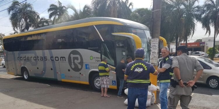 Transporte clandestino de passageiros tem mais riscos do que você imagina
