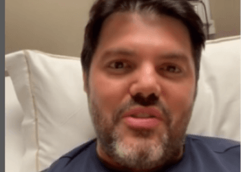 Prefeito Márcio Corrêa anuncia retorno ao trabalho após internação por doença rara: ‘Renovado e motivado’