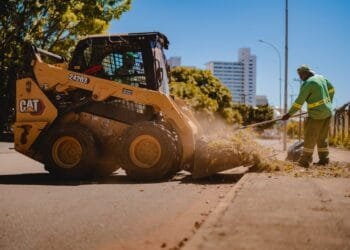 Operação Cidade Limpa retira 40 toneladas de entulho em Anápolis nos primeiros 100 dias de gestão
