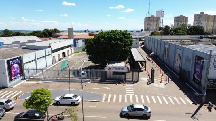 FAMA Centro Universitário promove ação gratuita de saúde e combate à dengue em Anápolis