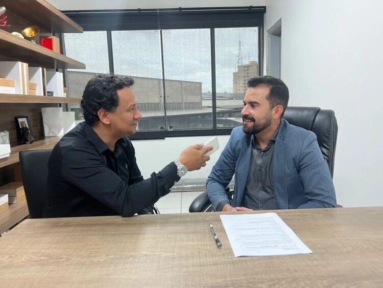 FAMA Centro Universitário mobiliza alunos em ação contra surto de dengue em Anápolis