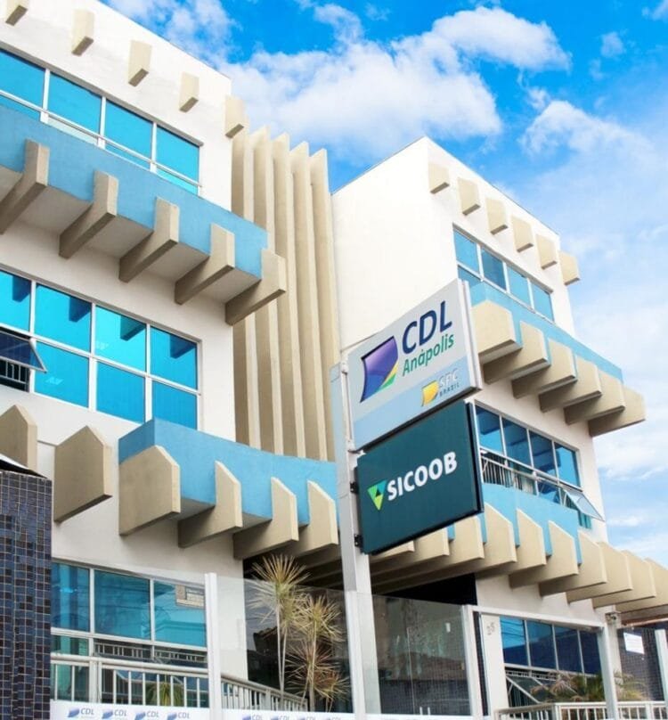 Anápolis terá produtos com até 70% de desconto no Dia Livre de Impostos; etanol sai mais barato em postos