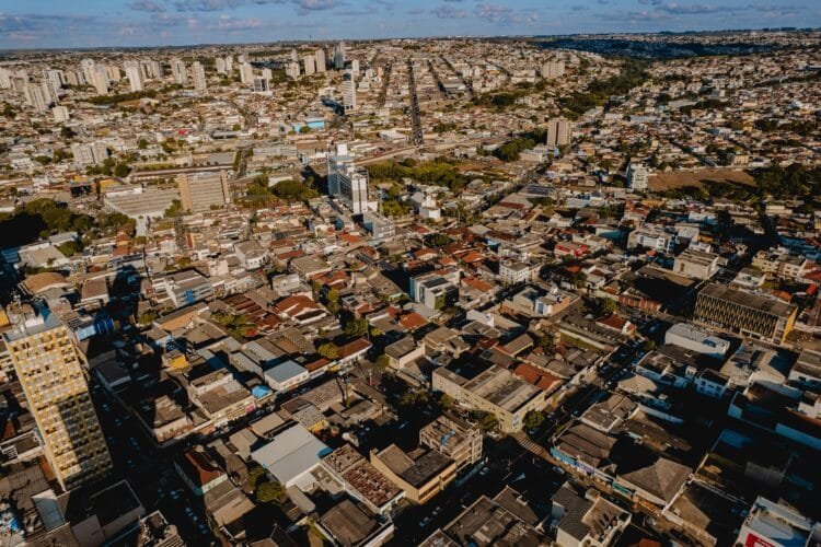 Anápolis anuncia 10 mil moradias para famílias vulneráveis com entrada zero e parcelas sociais