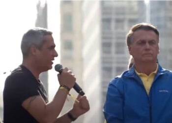 “Estamos lutando contra tiranos”, diz Gustavo Gayer