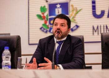 Márcio Corrêa reage a manchete sobre rombo fiscal em Anápolis: “Recebemos a prefeitura quebrada, mas estamos avançando”