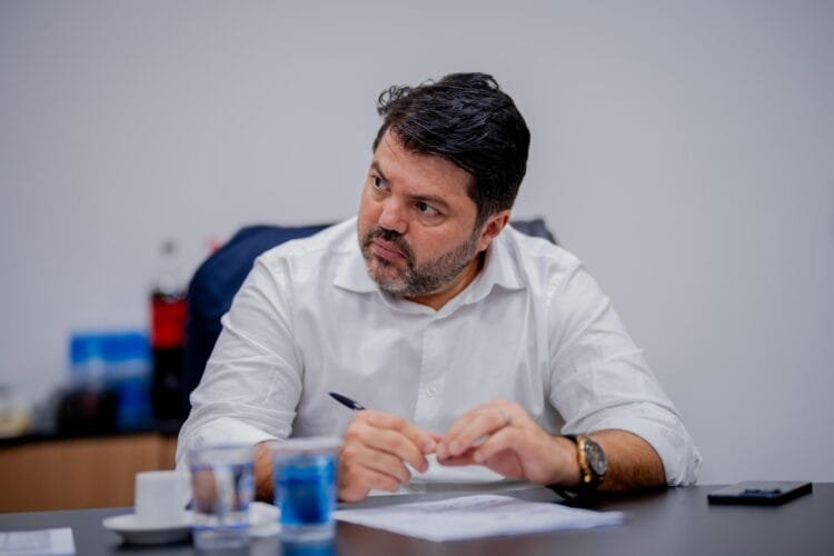 “Poderíamos fazer uma ponte por um terço do valor”, diz Márcio Corrêa sobre obra estaiada