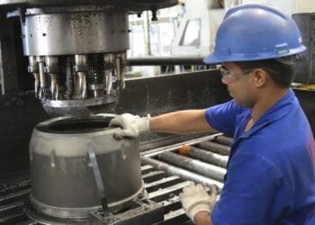 Mais de 75% das exportações brasileiras aos EUA enfrentam tarifas extras