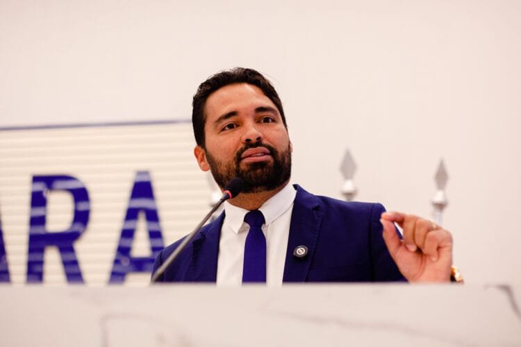 Ananias Júnior lança mutirão de empregos e promete ser ponte entre empresas e trabalhadores