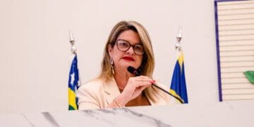 Vereadora denuncia perseguição contra protetores de animais em Anápolis