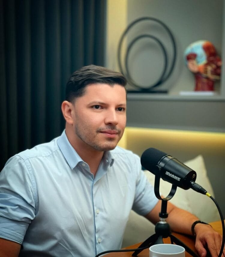 Mercado aquecido e inovação na saúde: coordenador da FAMA destaca expansão da Biomedicina em Anápolis