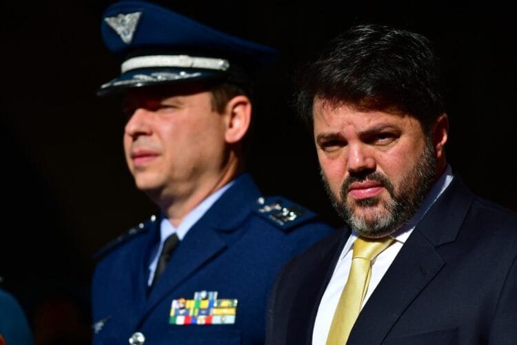 Márcio Corrêa: “Precisamos libertar o povo da miséria, do desemprego e da corrupção”