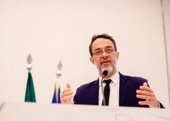 Crise do transporte em Anápolis: vereador apresenta propostas para reduzir custos sem aumentar tarifa