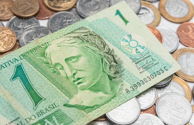 Brasil aponta para cenário fiscal “menos otimista” com déficit crescente em 2026