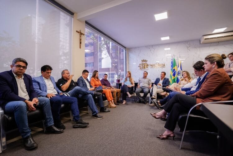 Câmara de Anápolis cria Frente Parlamentar para enfrentar caos nos fios após morte de criança