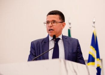 “Vamos parar de aceitar um transporte precário”, dispara vereador ao convocar audiência pública sobre ônibus em Anápolis