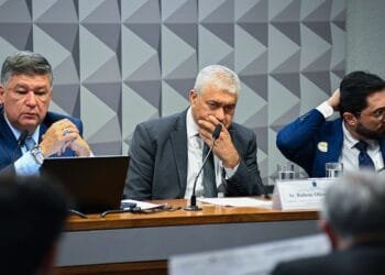 Depoente preso pela CPMI do INSS é liberado sem pagar fiança