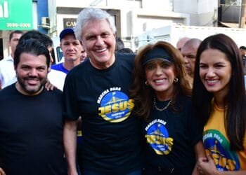 Carla Lima anuncia entrega de mais de 30 mil brinquedos e promete grande festa de Natal em Anápolis