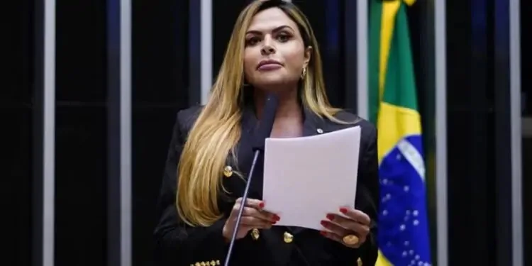 Com quase 11 milhões destinados, Silvye Alves se destaca entre parlamentares que mais investem em Anápolis