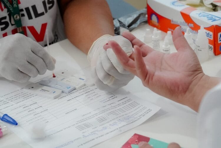 Goiás intensifica ações de prevenção, testagem e tratamento na luta contra Aids