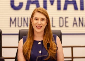 Aniversário beneficente de Andreia Rezende leva serviços gratuitos e almoço comunitário à Alexandrina