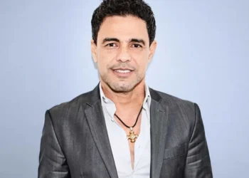 Zezé Di Camargo pede retirada de especial de Natal do SBT e critica atual comando da emissora