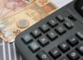 Gastos públicos superam arrecadação e devem fechar 2025 em R$ 5,2 trilhões